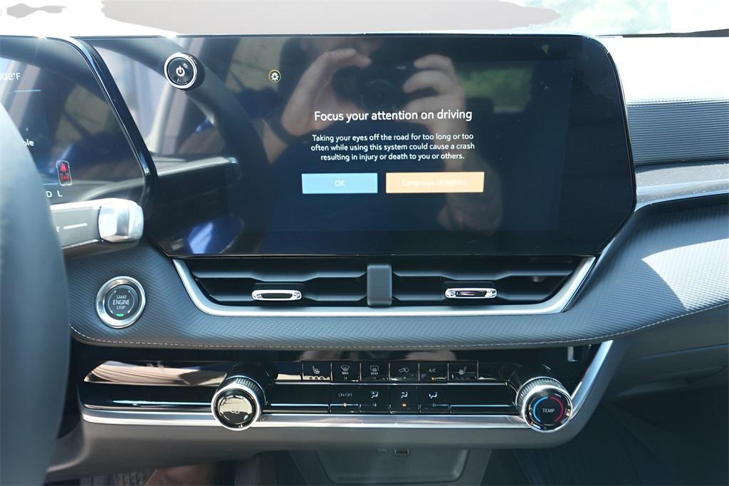 new 2026 Chevrolet Equinox car, priced at $30,904