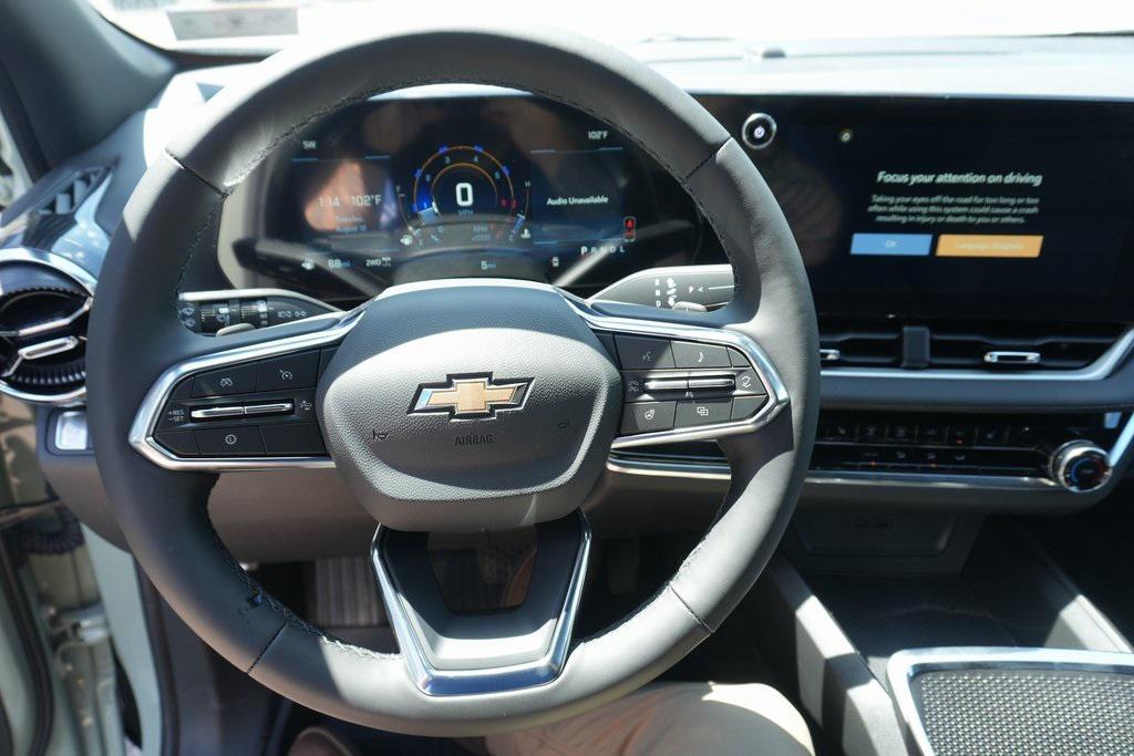 new 2026 Chevrolet Equinox car, priced at $30,980