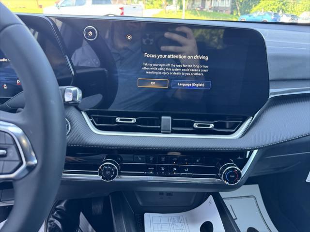 new 2026 Chevrolet Equinox car, priced at $31,040
