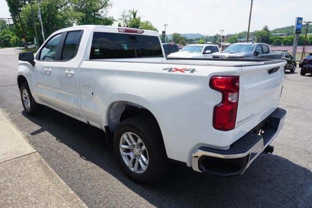 new 2024 Chevrolet Silverado 1500 car, priced at $47,943