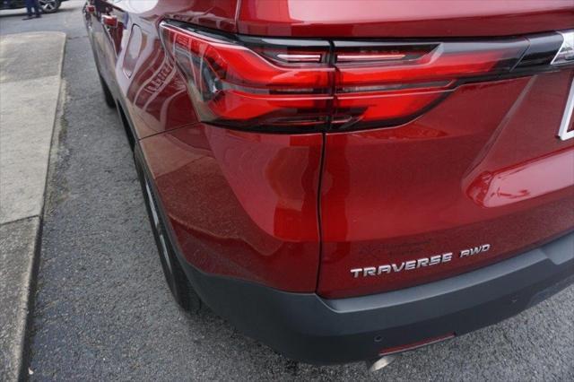 used 2022 Chevrolet Traverse car, priced at $32,049