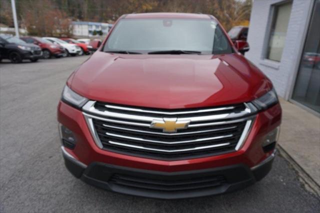 used 2022 Chevrolet Traverse car, priced at $32,049