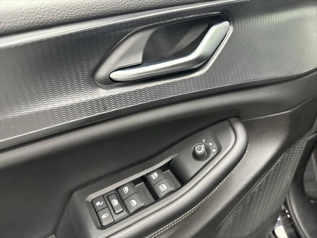 used 2023 Jeep Grand Cherokee L car, priced at $26,907