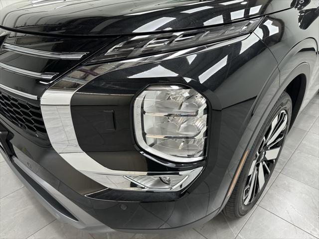 new 2025 Mitsubishi Outlander car, priced at $34,925