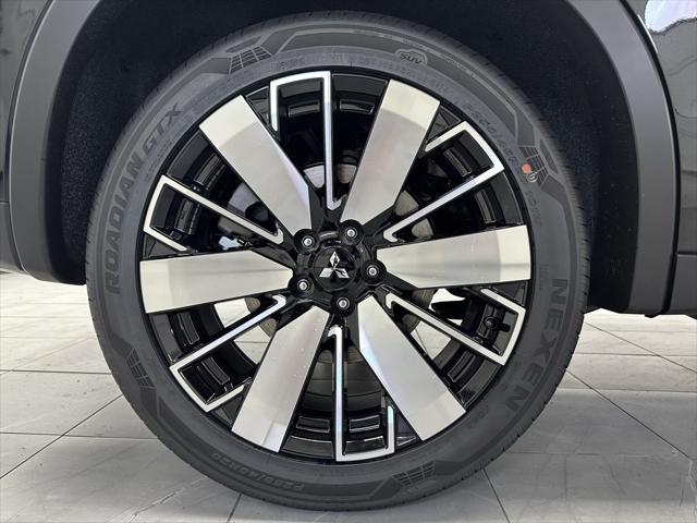 new 2025 Mitsubishi Outlander car, priced at $34,925