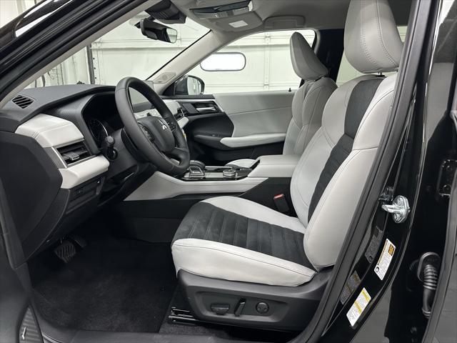 new 2025 Mitsubishi Outlander car, priced at $34,925
