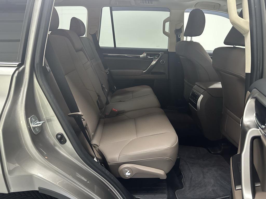 used 2022 Lexus GX 460 car, priced at $43,005