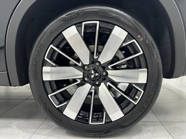 new 2025 Mitsubishi Outlander car, priced at $40,835