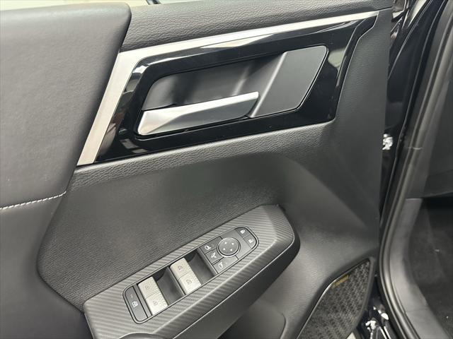 new 2025 Mitsubishi Outlander car, priced at $40,835