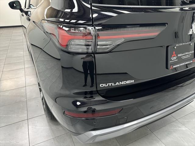 new 2025 Mitsubishi Outlander car, priced at $40,835