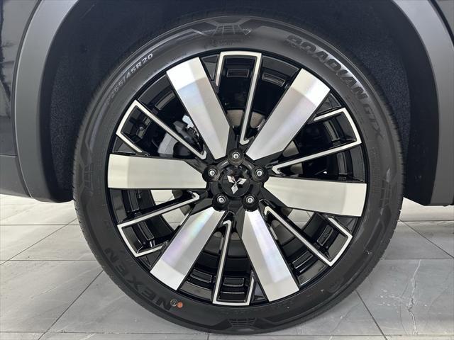 new 2025 Mitsubishi Outlander car, priced at $40,835