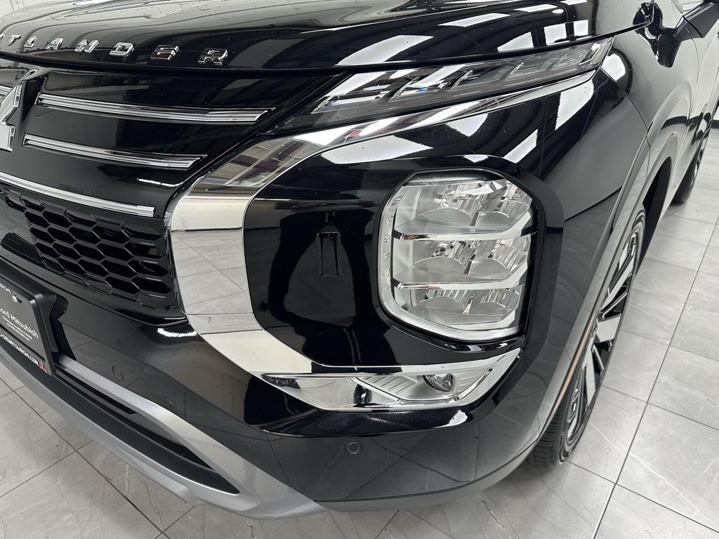 new 2025 Mitsubishi Outlander car, priced at $40,835