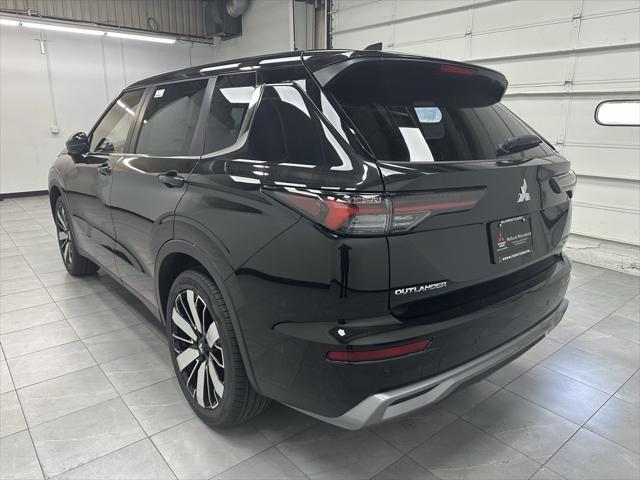 new 2025 Mitsubishi Outlander car, priced at $38,625