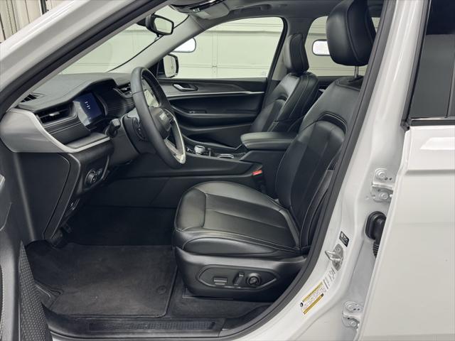 used 2024 Jeep Grand Cherokee car, priced at $35,782