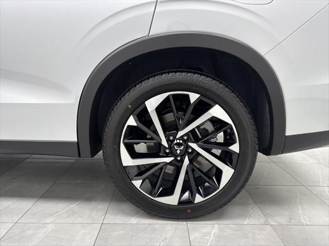 new 2025 Mitsubishi Outlander PHEV car, priced at $48,210