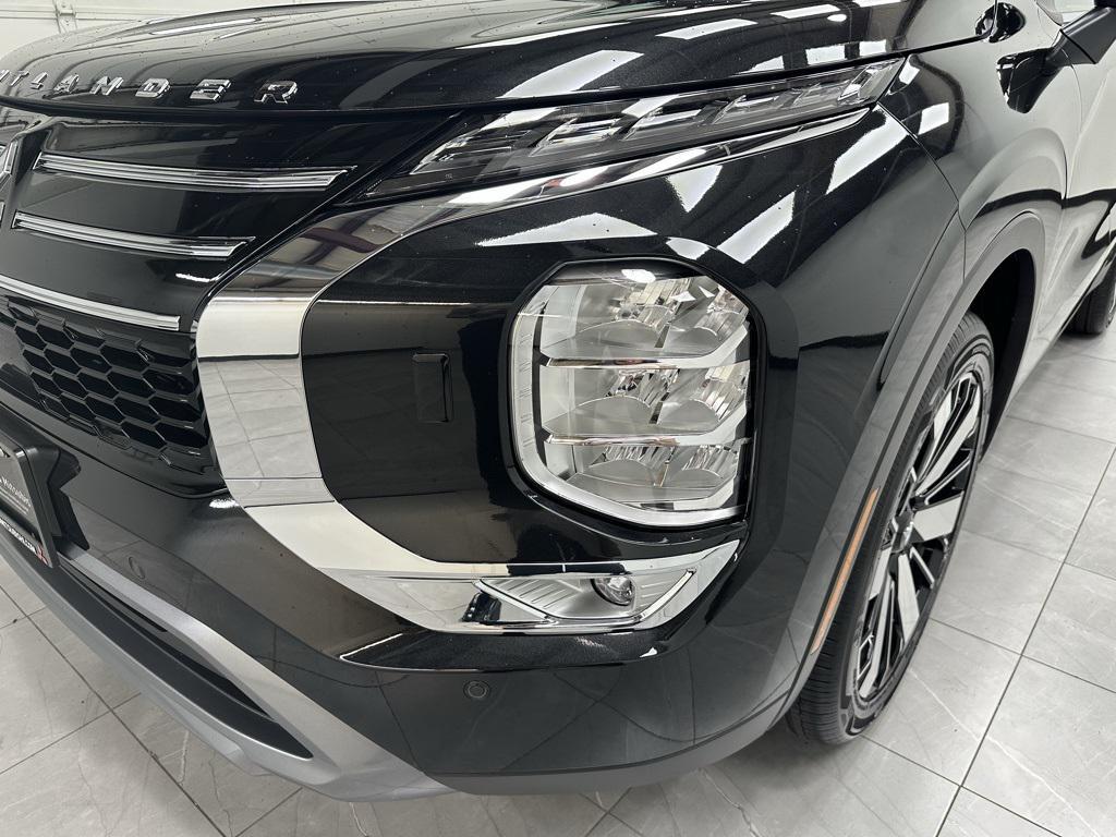 new 2025 Mitsubishi Outlander car, priced at $41,920