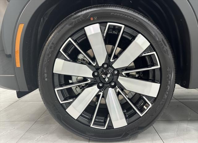 new 2025 Mitsubishi Outlander car, priced at $41,920