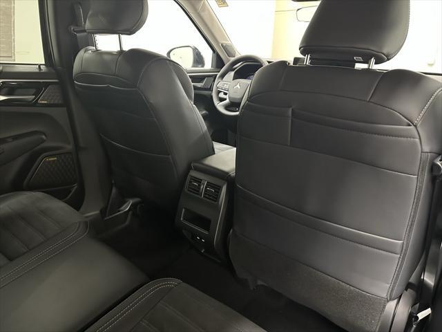 new 2025 Mitsubishi Outlander car, priced at $41,920