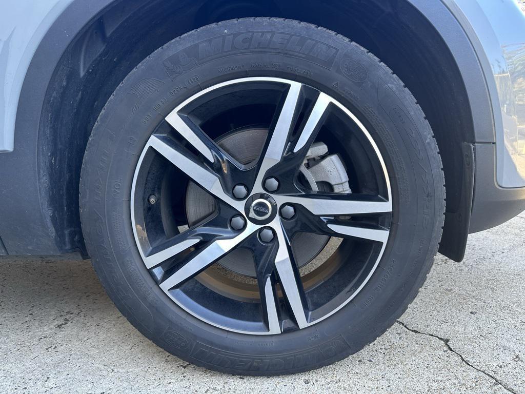 used 2024 Volvo XC40 car, priced at $24,427