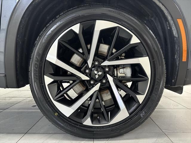 used 2024 Mitsubishi Outlander car, priced at $23,944