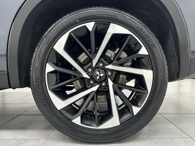 used 2024 Mitsubishi Outlander car, priced at $23,944