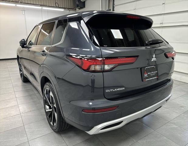 used 2024 Mitsubishi Outlander car, priced at $23,944