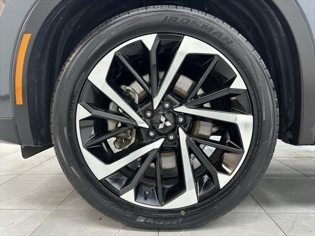 used 2024 Mitsubishi Outlander car, priced at $23,944