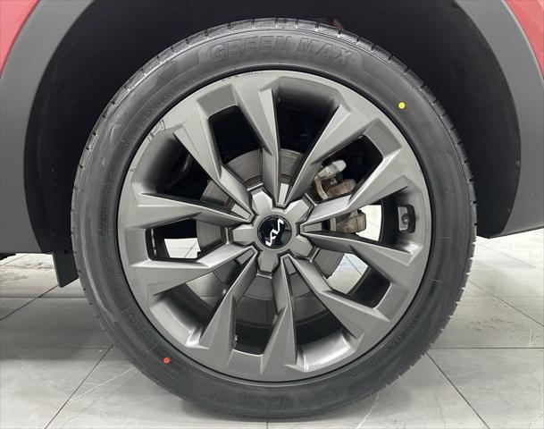 used 2022 Kia Sorento car, priced at $28,782