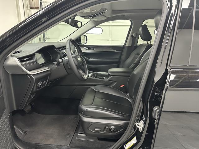 used 2024 Jeep Grand Cherokee car, priced at $35,363