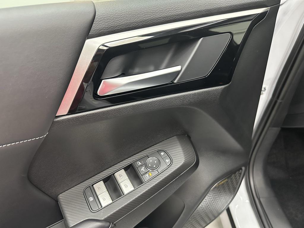 new 2025 Mitsubishi Outlander car, priced at $41,430