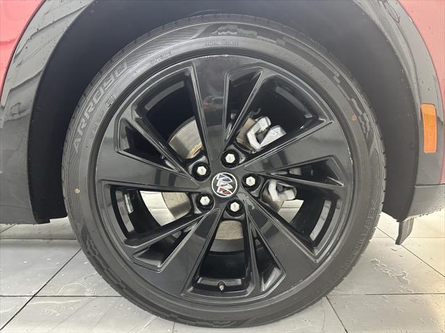 used 2023 Buick Envision car, priced at $21,510
