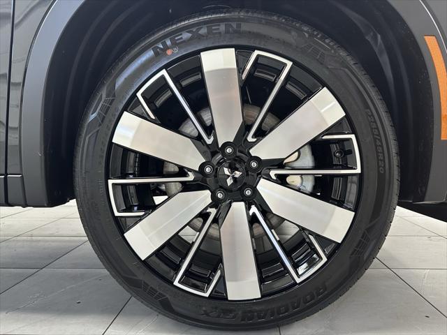new 2025 Mitsubishi Outlander car, priced at $38,350
