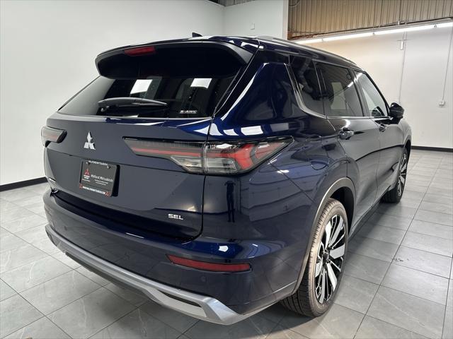 new 2025 Mitsubishi Outlander car, priced at $38,805