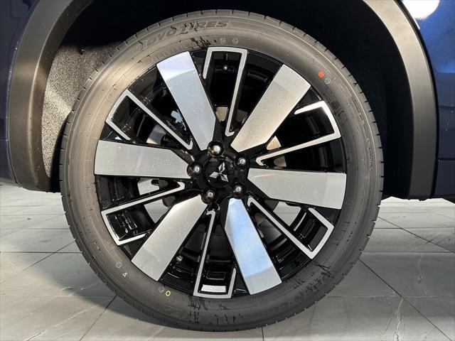 new 2025 Mitsubishi Outlander car, priced at $38,805
