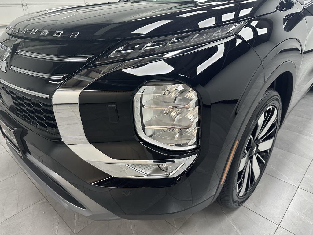 new 2025 Mitsubishi Outlander car, priced at $40,835