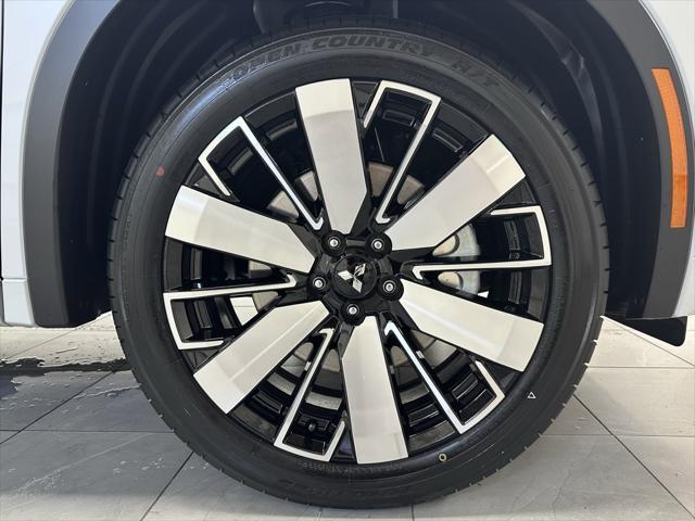 new 2025 Mitsubishi Outlander car, priced at $44,200