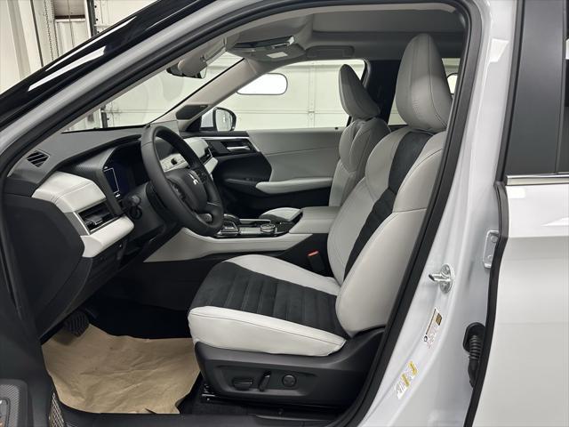 new 2025 Mitsubishi Outlander car, priced at $38,360