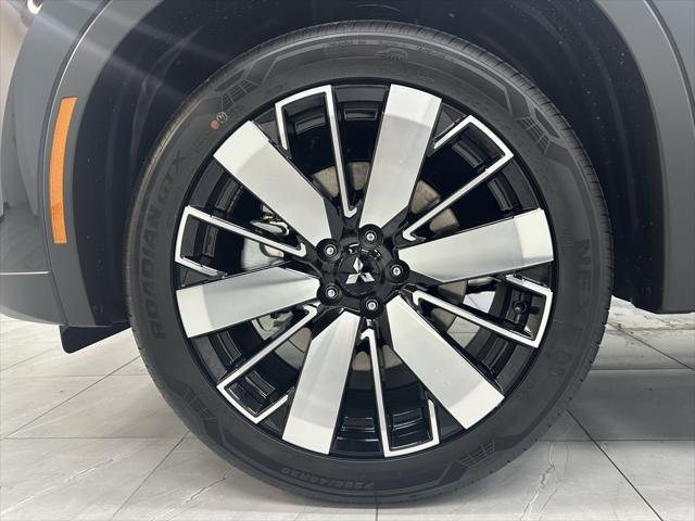 new 2025 Mitsubishi Outlander car, priced at $38,585