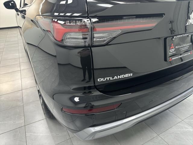 new 2025 Mitsubishi Outlander car, priced at $38,585