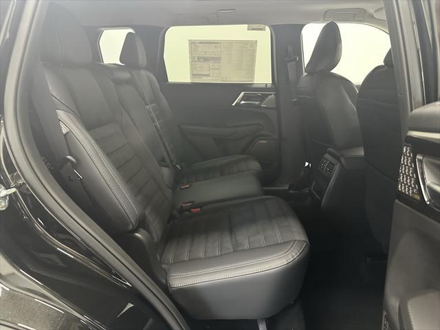 new 2025 Mitsubishi Outlander car, priced at $38,585