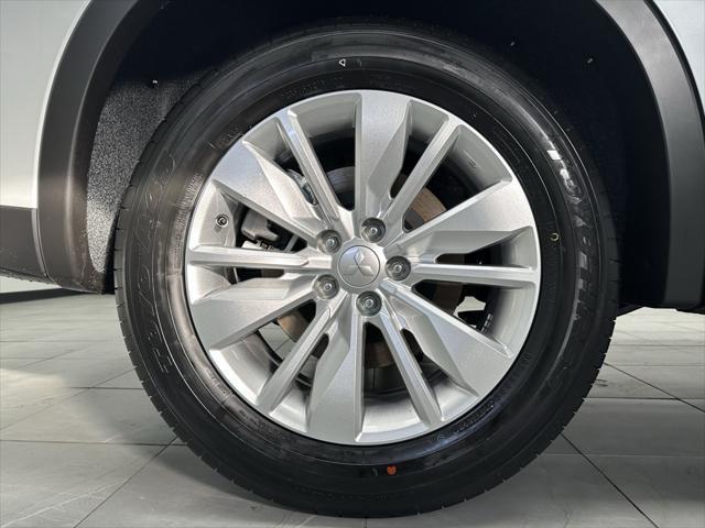 new 2025 Mitsubishi Outlander car, priced at $32,440