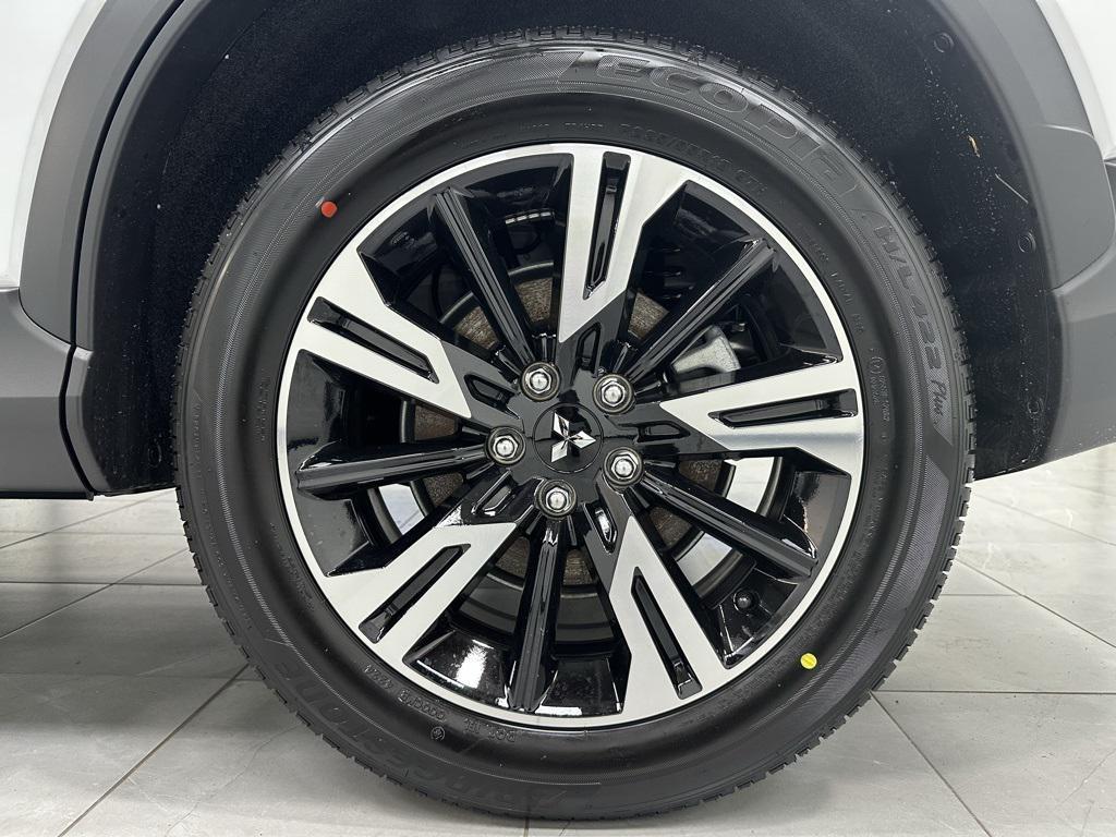 new 2025 Mitsubishi Eclipse Cross car, priced at $32,355