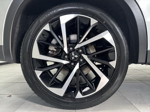 used 2024 Mitsubishi Outlander car, priced at $24,665