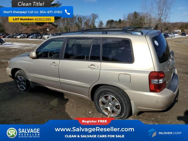 used 2004 Toyota Highlander car, priced at $1,900