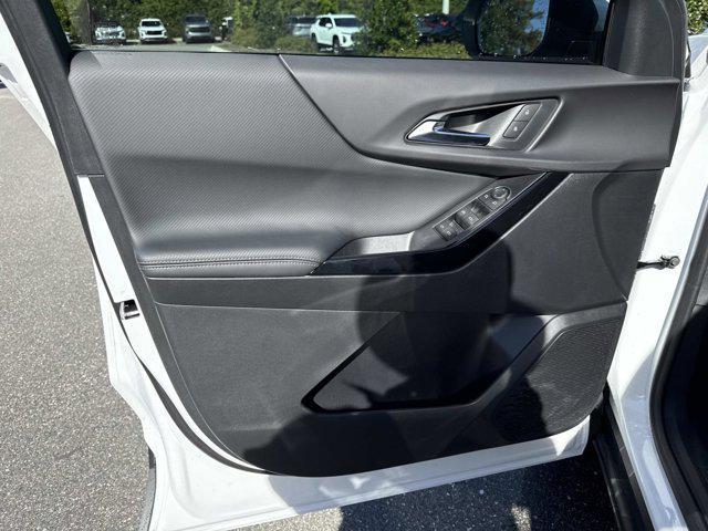 new 2026 Chevrolet Equinox car, priced at $30,495