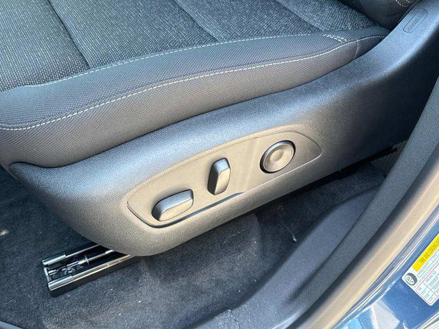 new 2025 Chevrolet Traverse car, priced at $43,060