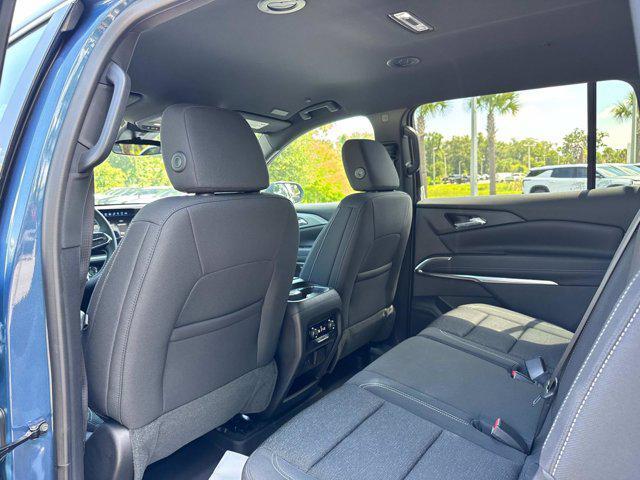 new 2025 Chevrolet Traverse car, priced at $43,060
