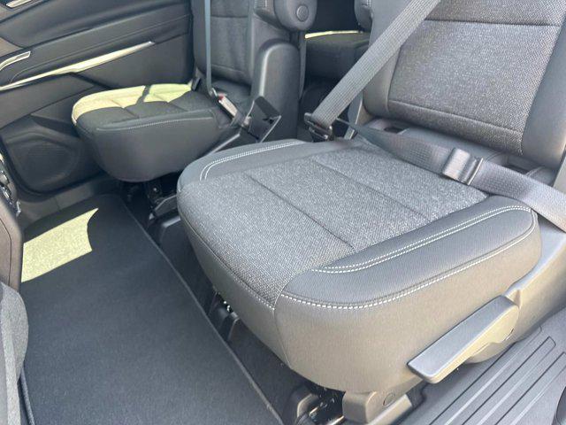 new 2025 Chevrolet Traverse car, priced at $42,695