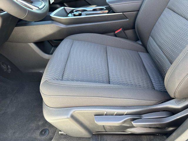 new 2026 Chevrolet Equinox car, priced at $30,495