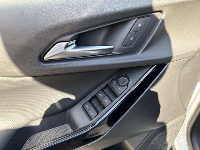 new 2026 Chevrolet Equinox car, priced at $30,495